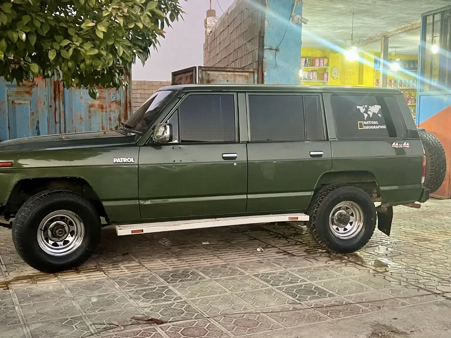 پاترول مدل ۸۲|خودرو سواری و وانت|شیراز, ترمینال باربری|دیوار