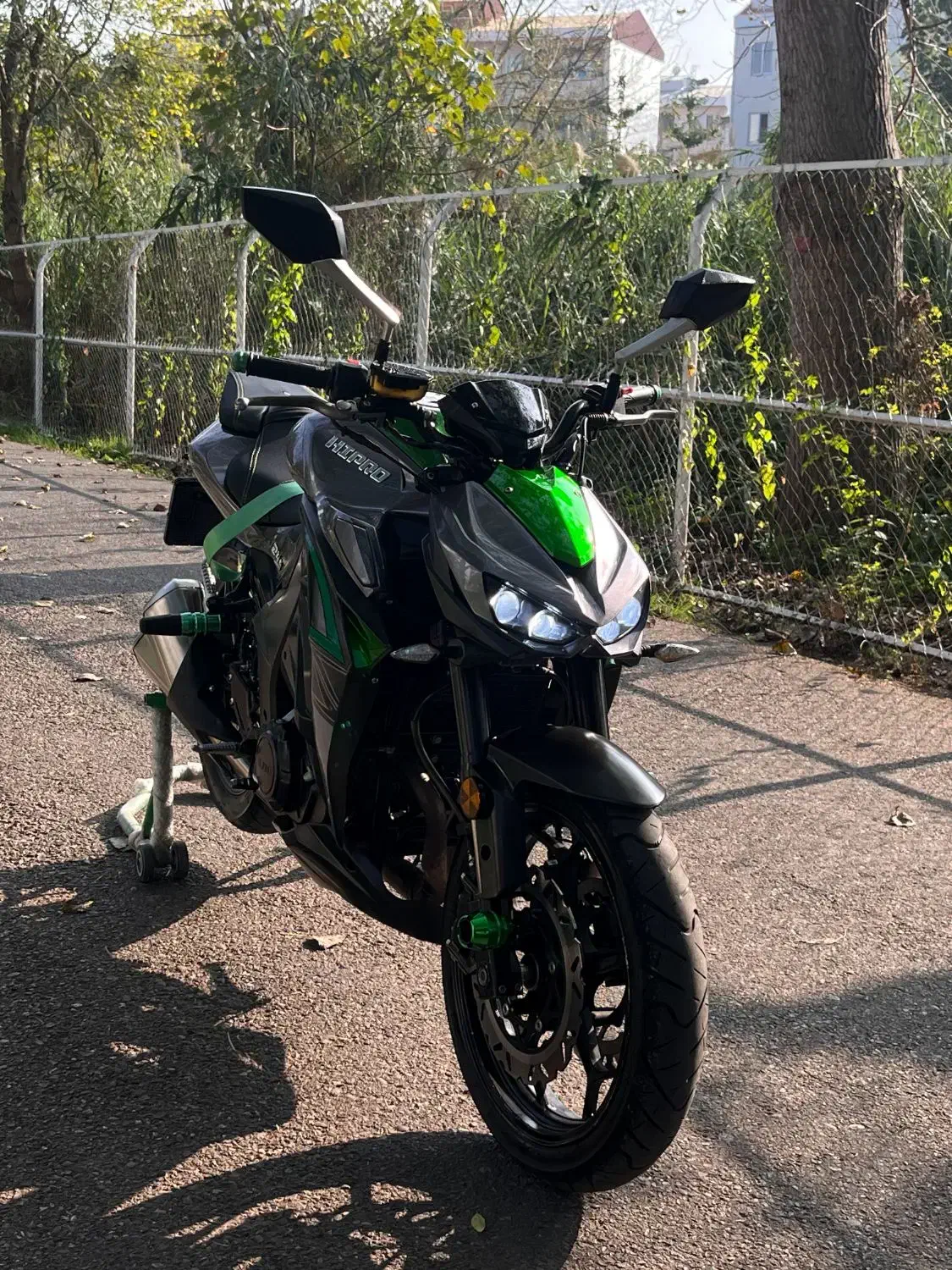 z1000|موتورسیکلت|رشت, رشتیان|دیوار