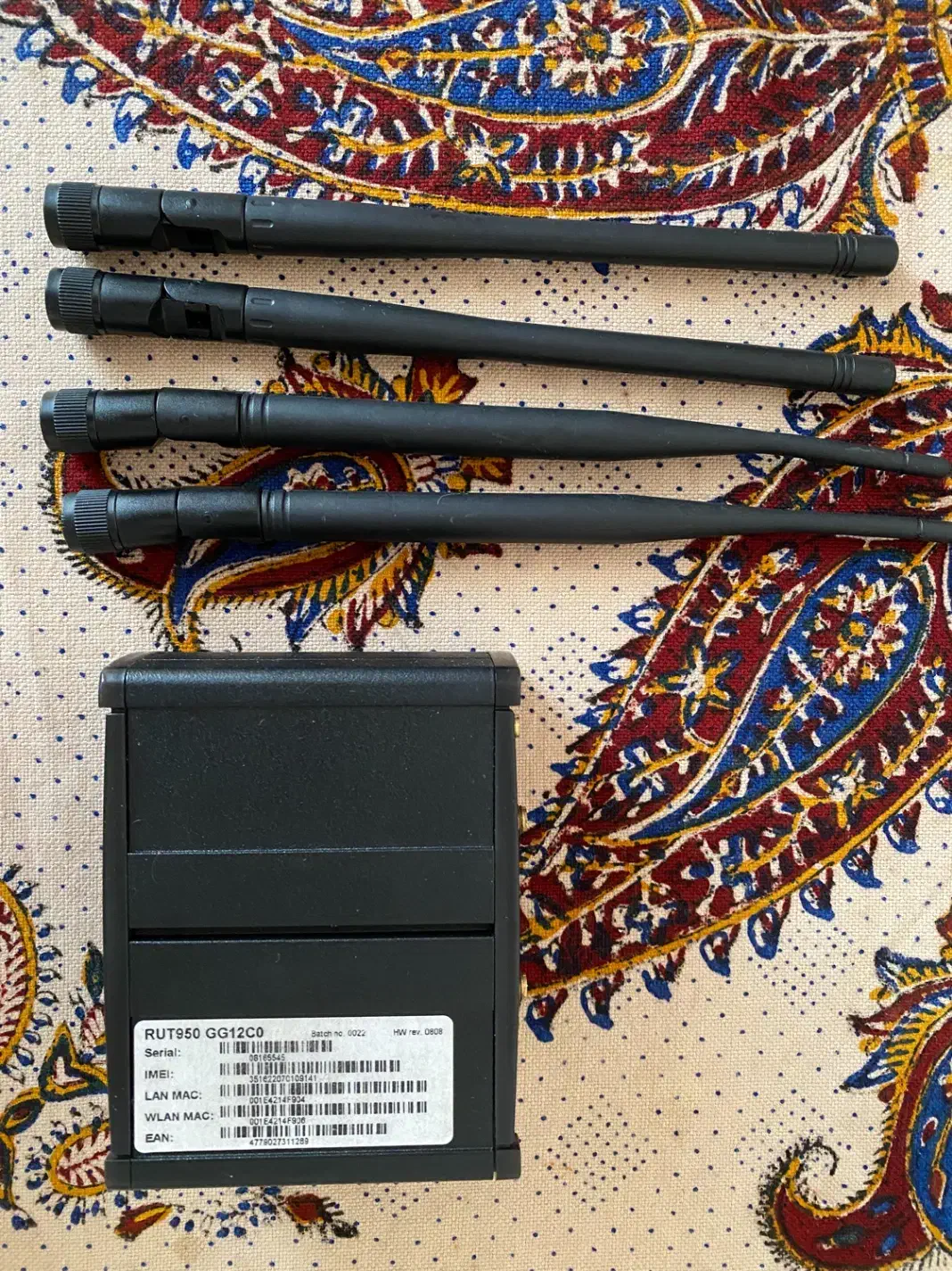 مودم سیمکارتی 4G Teltonika Rut950|مودم و تجهیزات شبکه|تهران, کامرانیه|دیوار