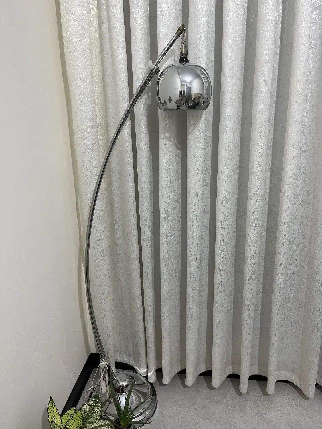 آباژور|چراغ خواب و آباژور|فردیس, فرامرزیه|دیوار