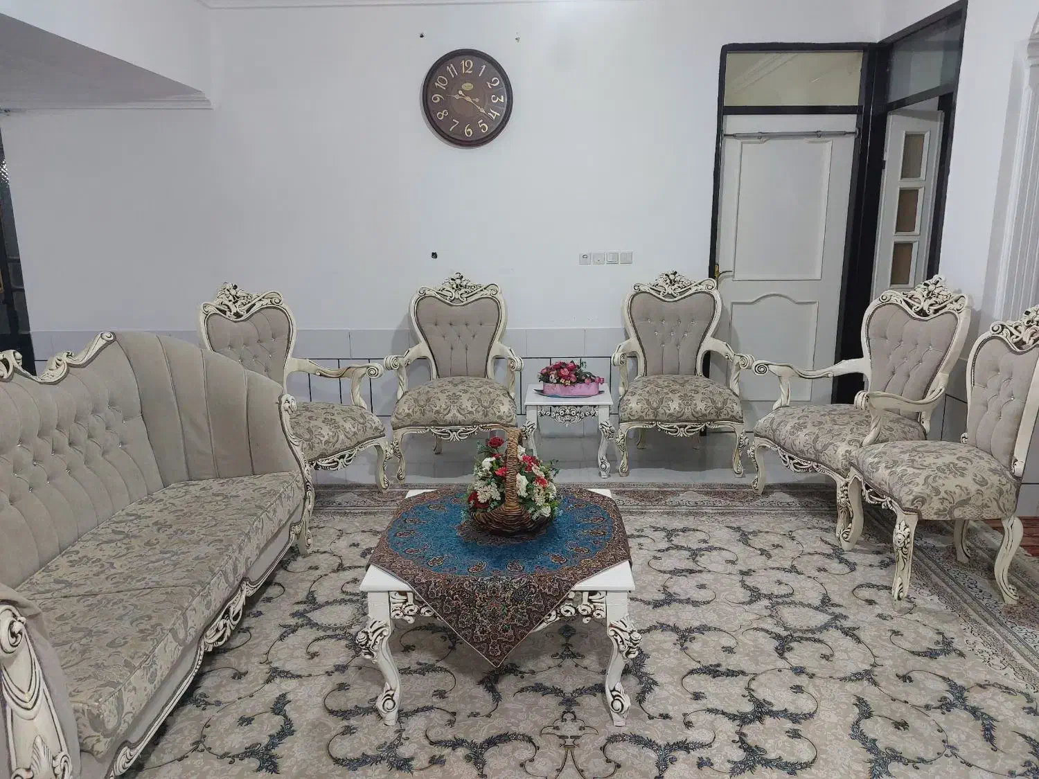 مبل سلطنتی ۹ نفره|مبلمان خانگی و میز عسلی|فسا, |دیوار