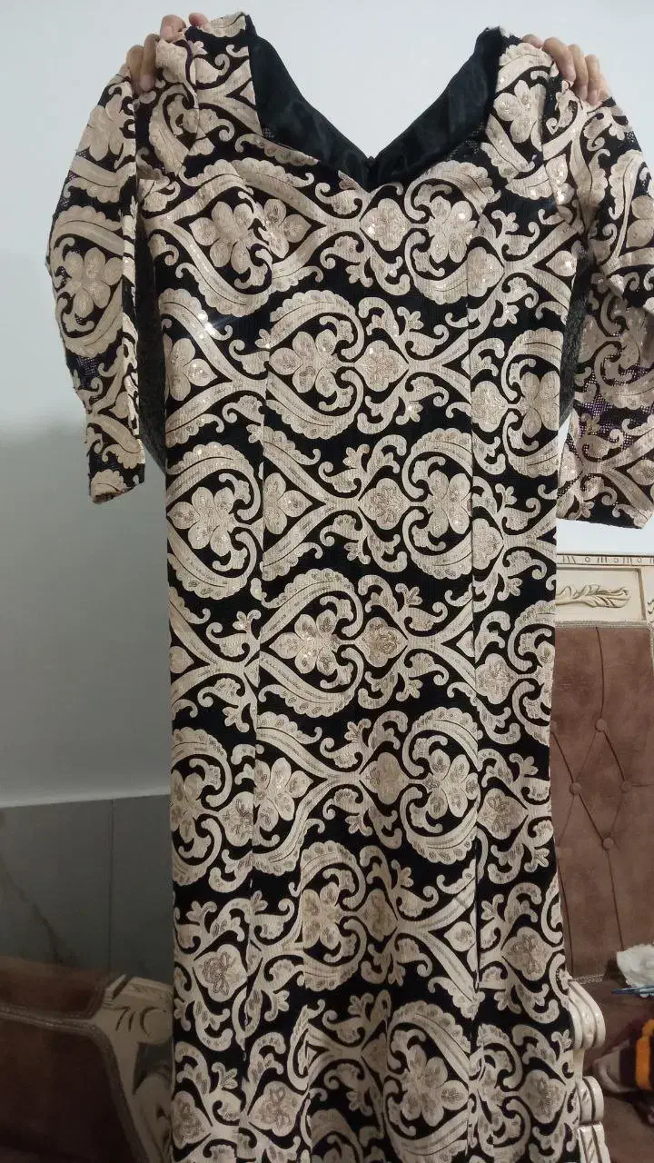 لباس مجلسی|لباس|نقده, |دیوار