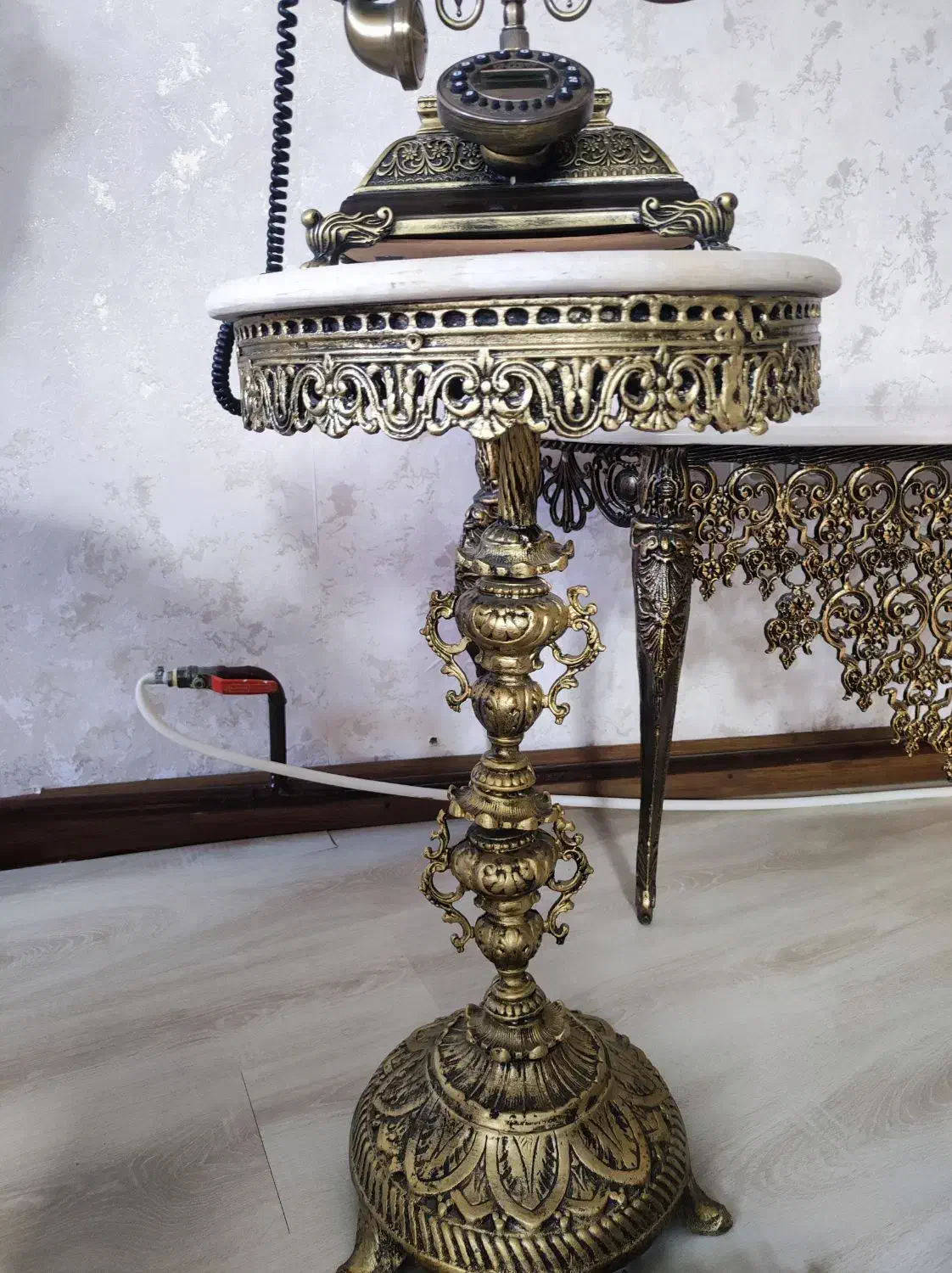 میز|میز تلفن|ارومیه, |دیوار