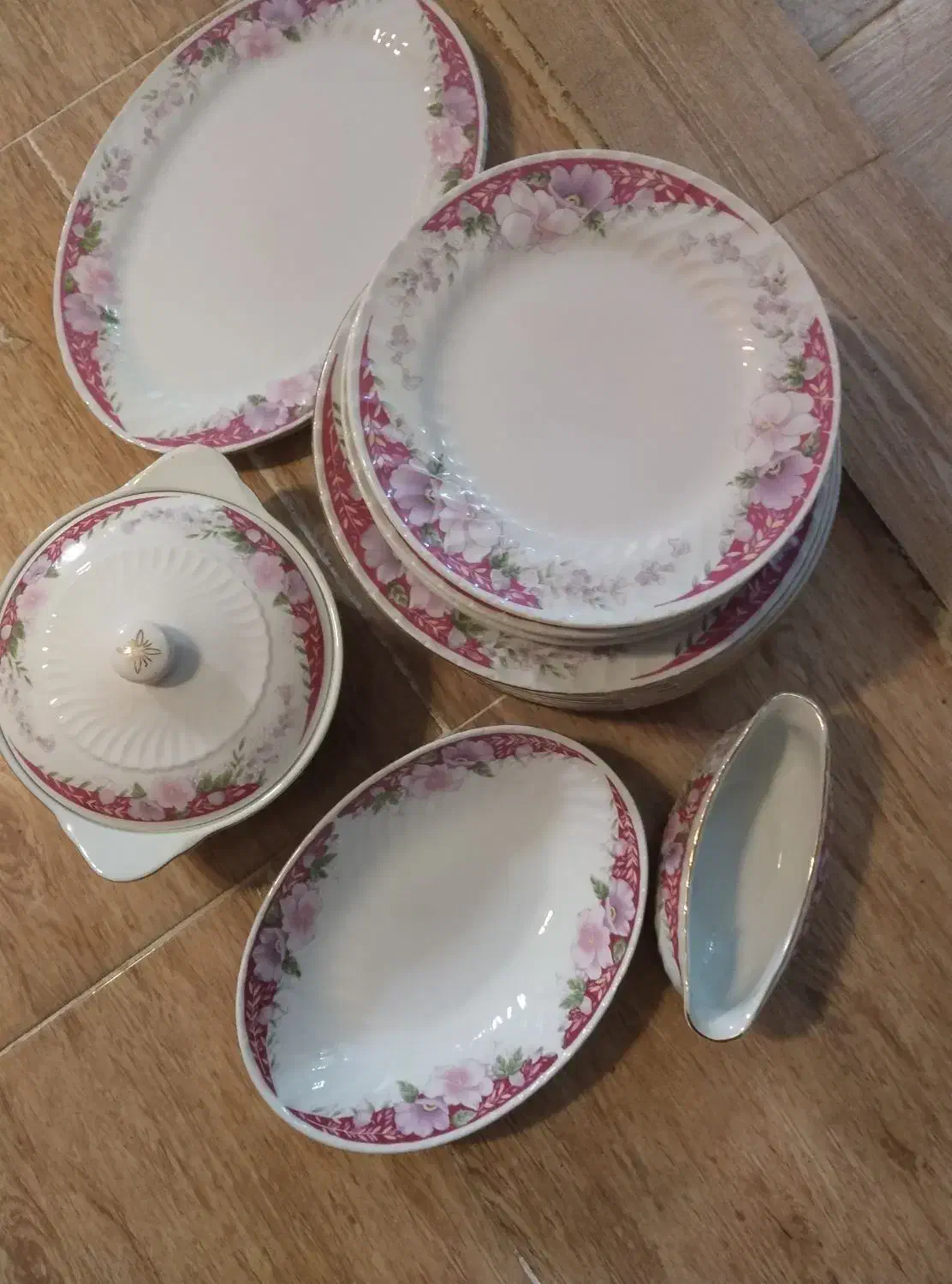 ظروف چینی|ظروف سرو و پذیرایی|همدان, |دیوار