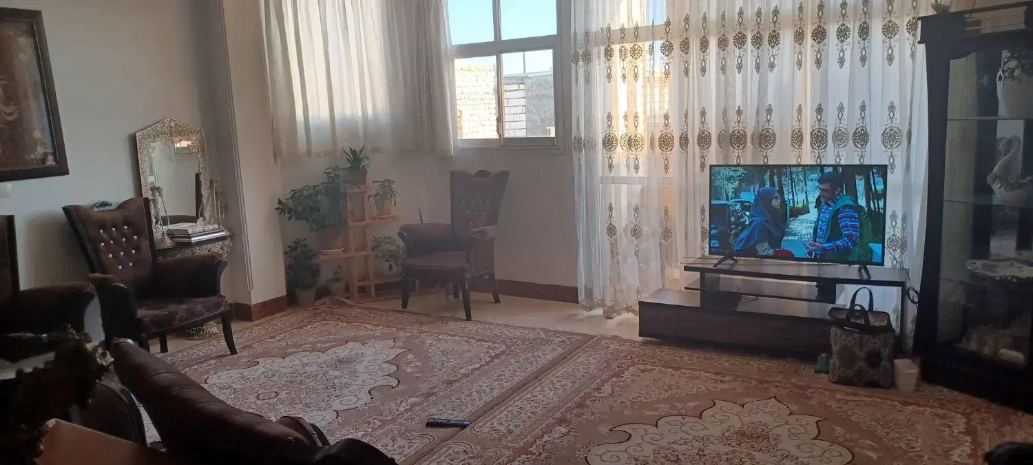 ۹۰ متری ۲ خواب زیر قیمت بازار میدم|فروش آپارتمان|اصفهان, پوریای ولی|دیوار