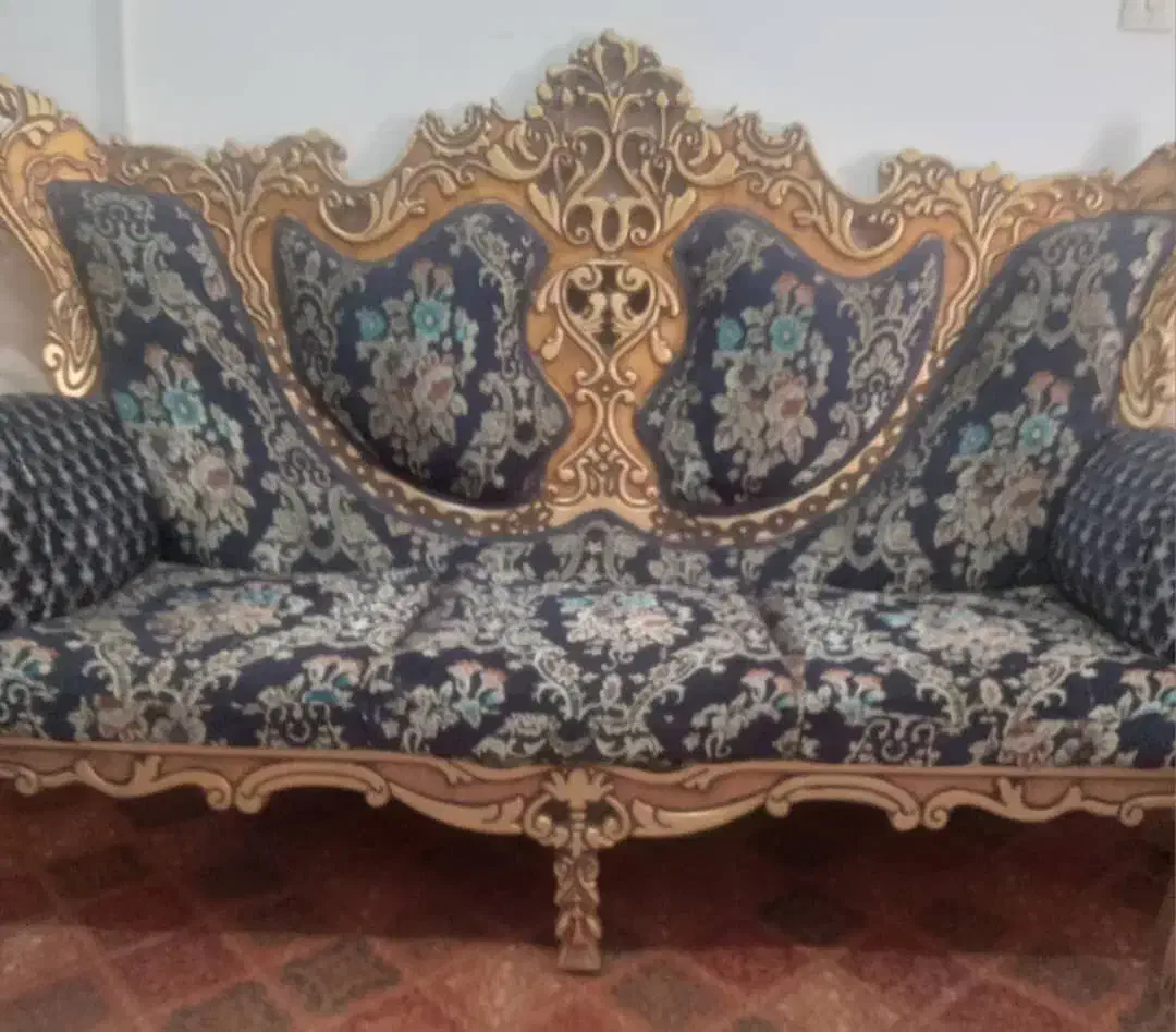 مبل سلطنتی هفت نفره|مبلمان خانگی و میز عسلی|قدس, شهرقدس|دیوار