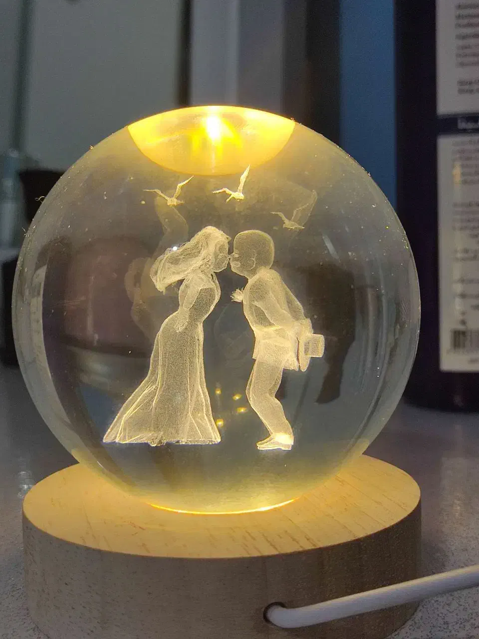 گوی و چراغ خواب و انواع وسایل تزئینی|چراغ خواب و آباژور|خمین, |دیوار