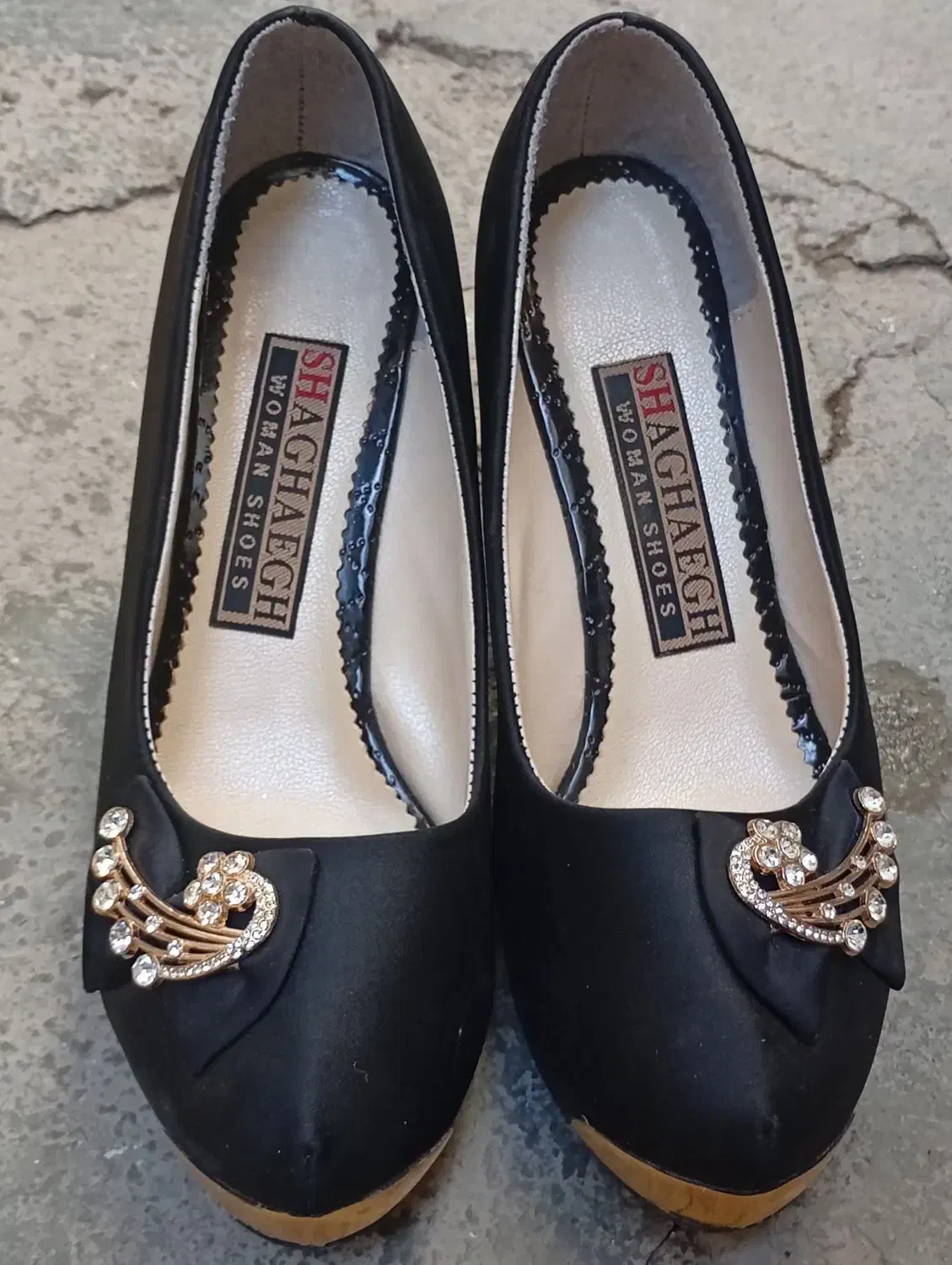 کفش|کیف، کفش، کمربند|سنقر, |دیوار