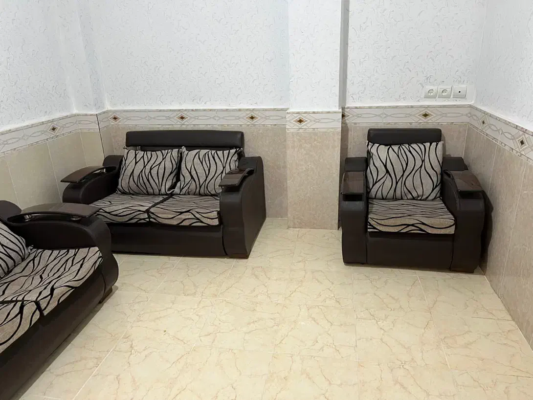 مبل ۷ نفره محکم|مبلمان خانگی و میز عسلی|قشم, |دیوار