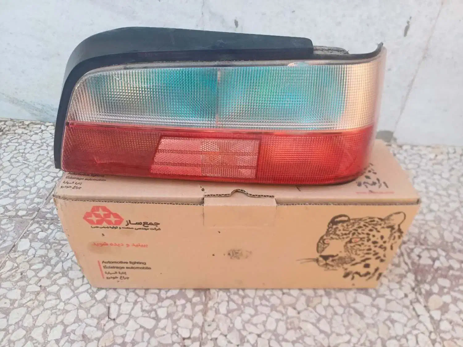 چراغ خطر ماشین|قطعات یدکی و لوازم جانبی|قم, وادی السلام|دیوار