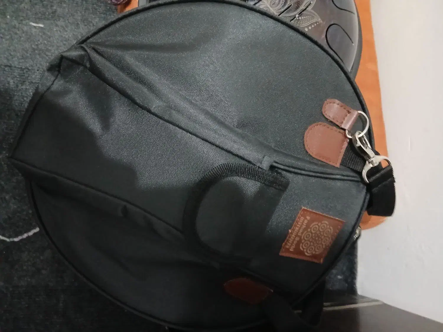 هنگ دارم تانگ درام|درام و پرکاشن|الوند, |دیوار