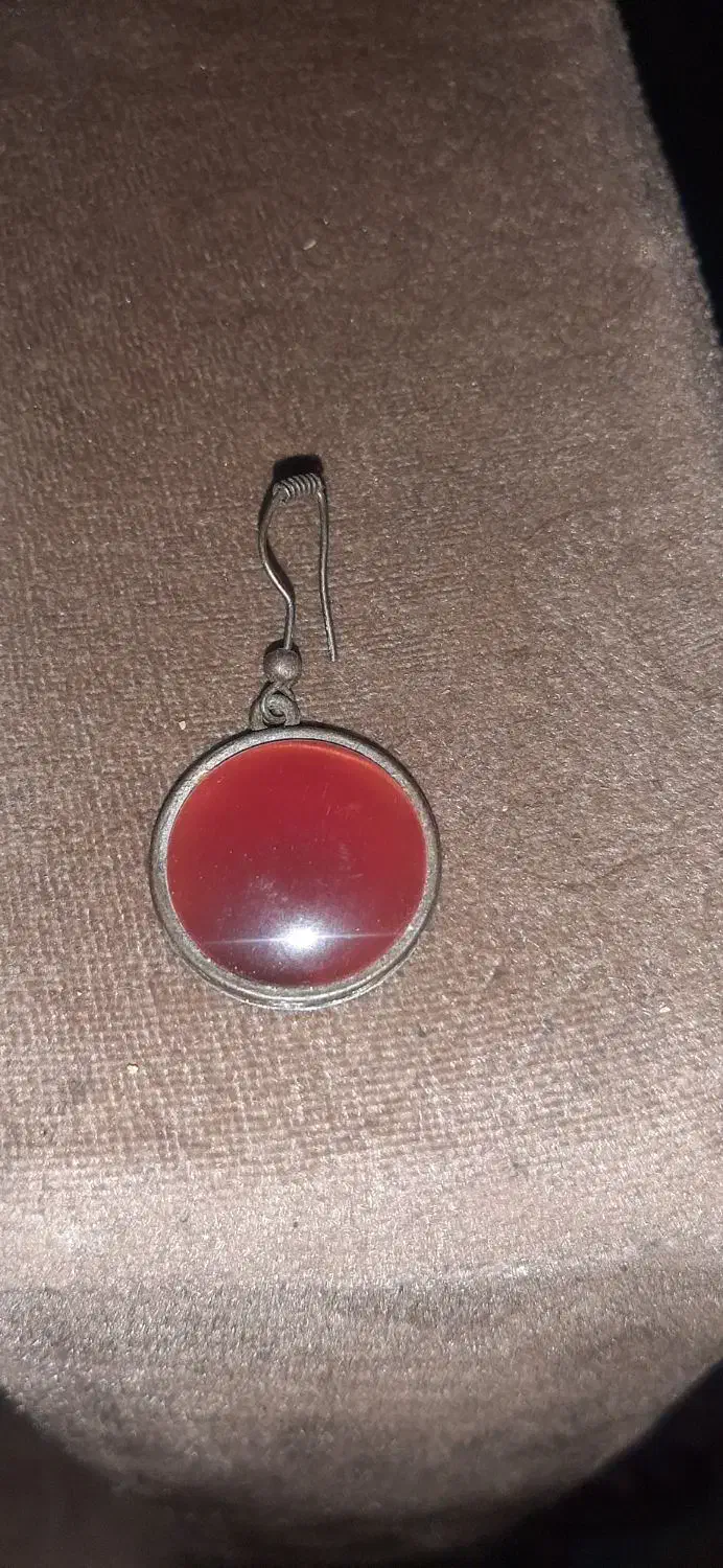 گوشواره قدیمی|کلکسیون اشیاء عتیقه|اردبیل, |دیوار