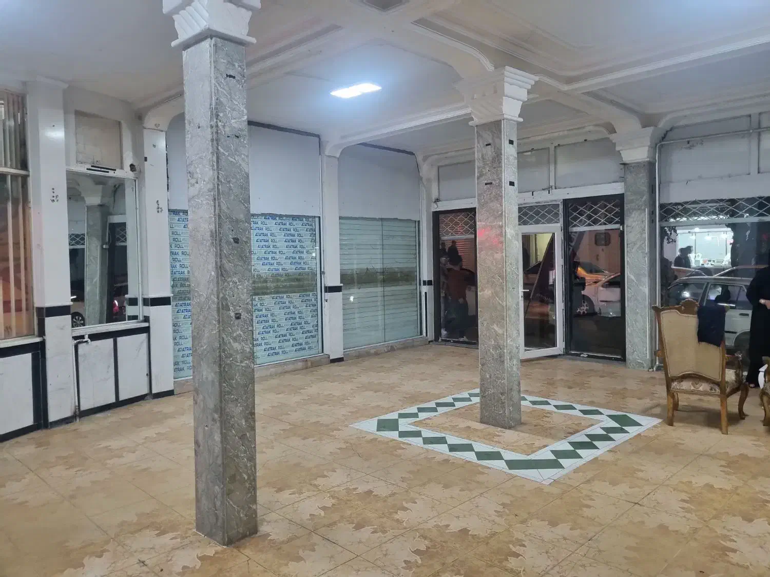 مغازه تجاری مطهری|اجارهٔ مغازه و غرفه|شاهین دژ, |دیوار