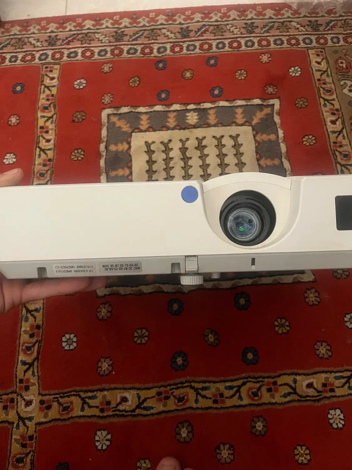 ویدیوپرژکتور Hitachi بسیار تمیز و کم کارکرد|تلویزیون و پروژکتور|تهران, هوانیروز|دیوار