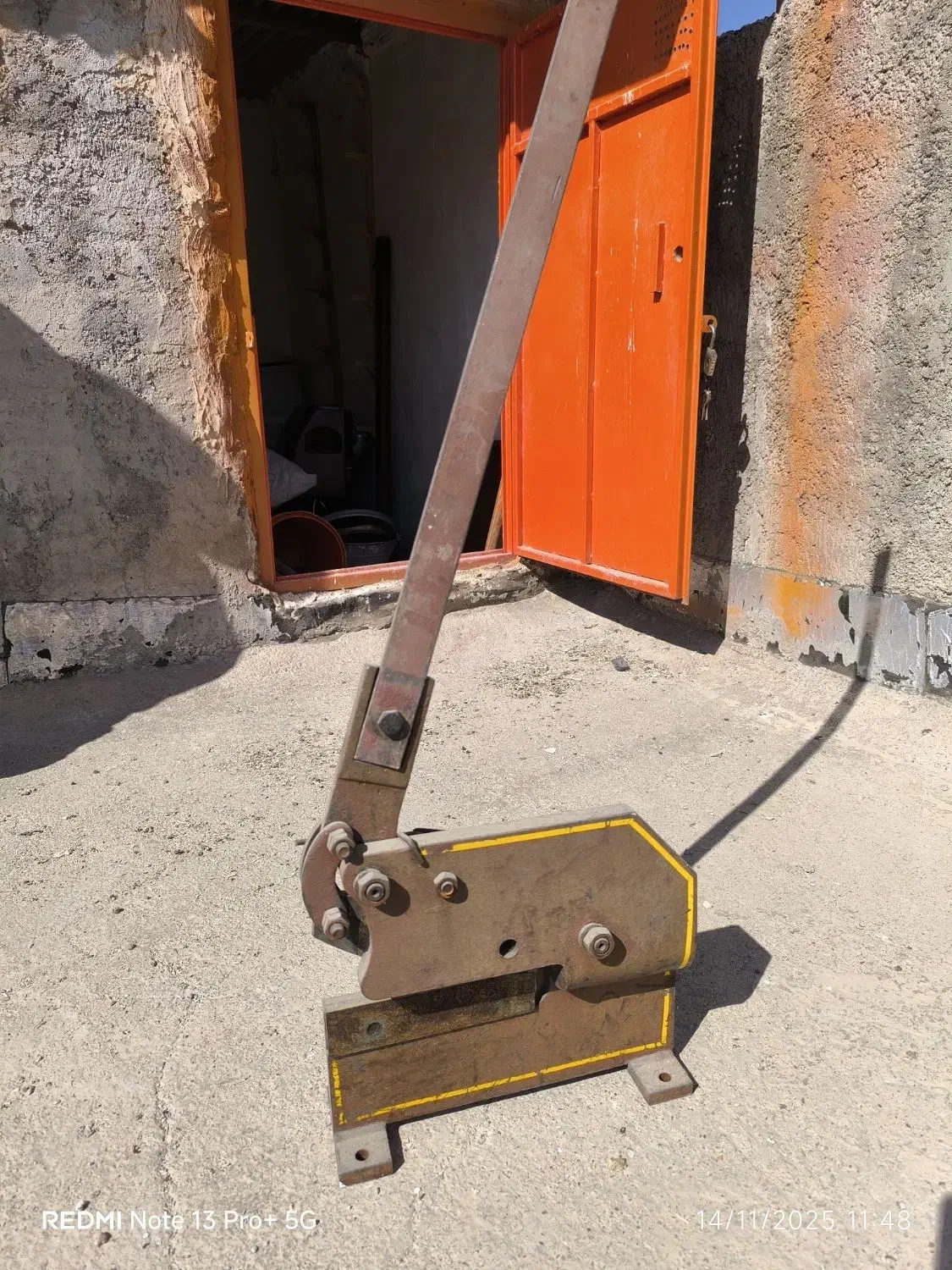 فروش کاتر پروفیل بر کابل برق|ابزارآلات|شیراز, داریون|دیوار