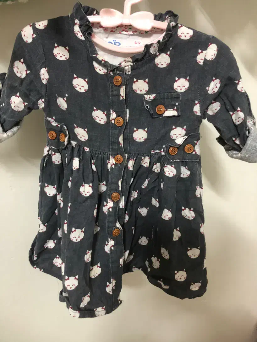 پیراهن دخترونه|کفش و لباس بچه|مشهد, کوشش|دیوار