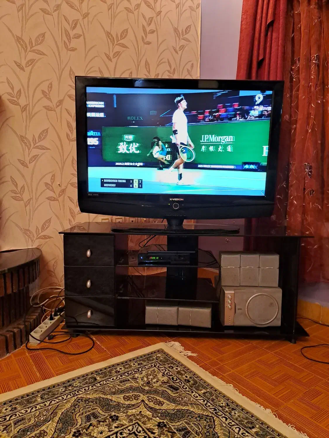 تلویزیون ۴۰ اینچ ایکس ویژن|تلویزیون و پروژکتور|بندر انزلی, شهرک خزر ویلا|دیوار