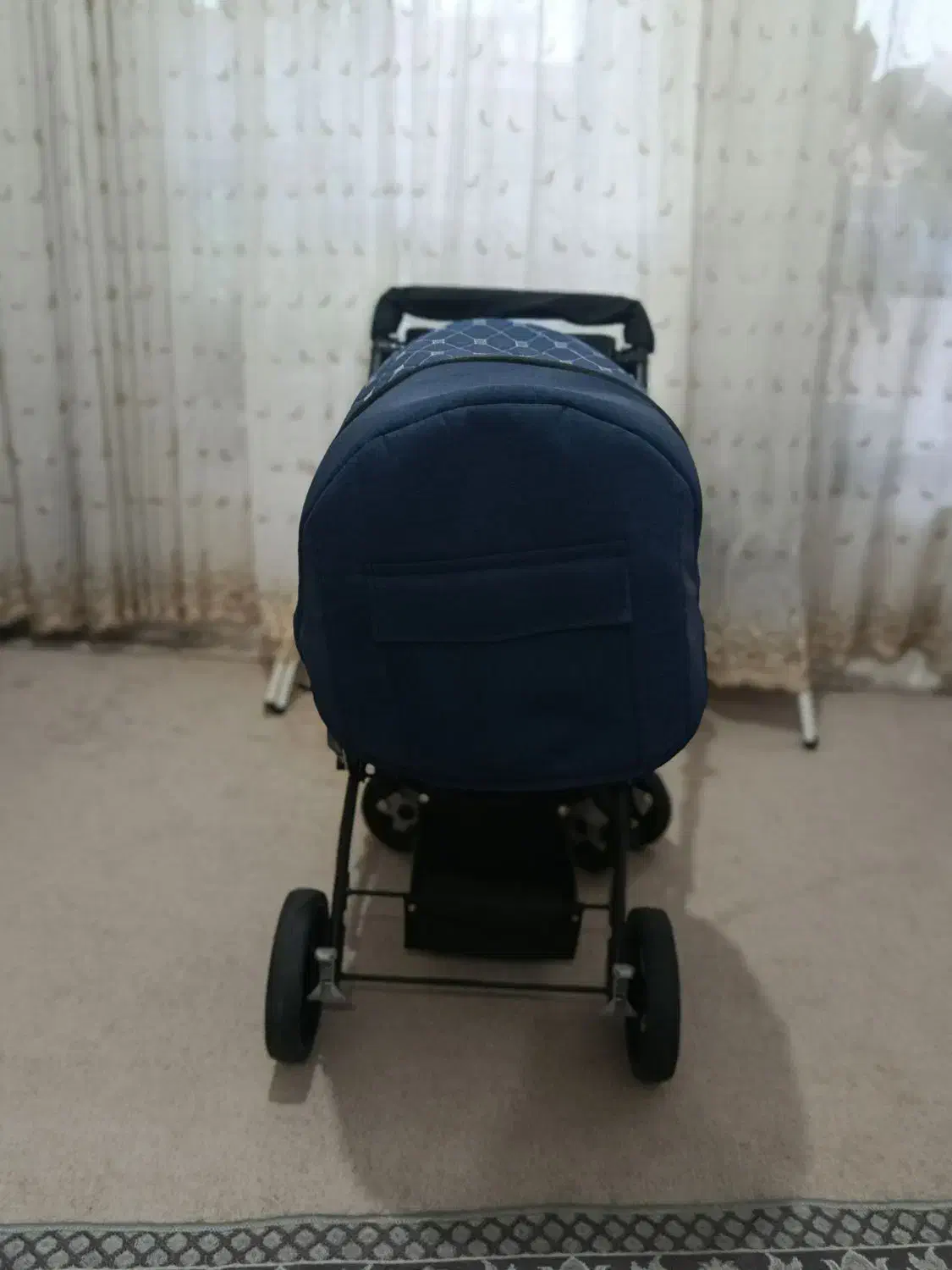 کالسکه در حد نو|کالسکه و لوازم جانبی|ایوان, |دیوار