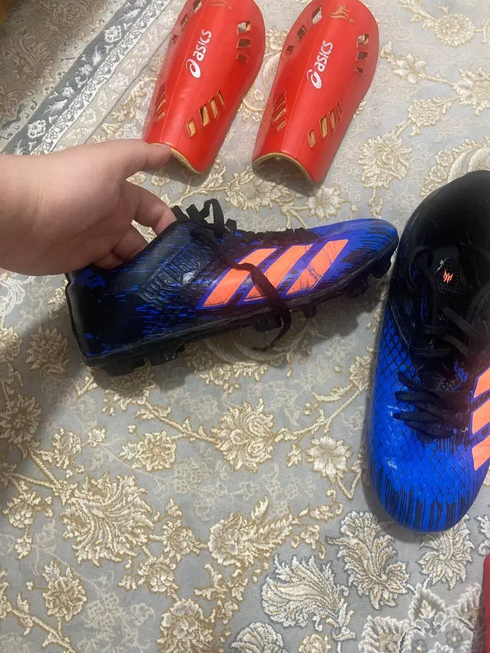 کتونی فوتبال|کیف، کفش، کمربند|پاکدشت, پاکدشت (مامازند)|دیوار