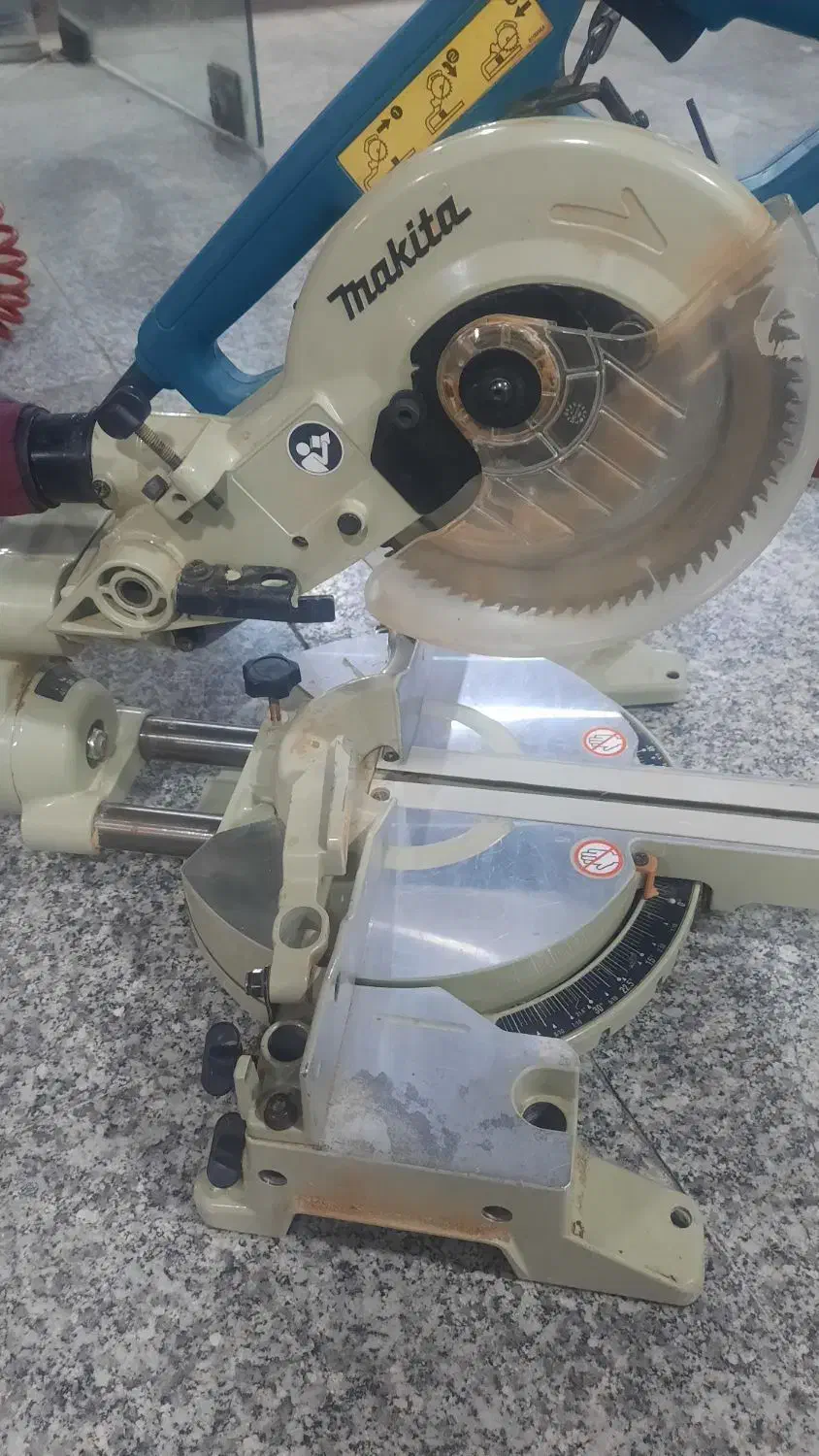 فروش اره فارسی بر ماکیتا 714|ابزارآلات|شیراز, ترمینال باربری|دیوار