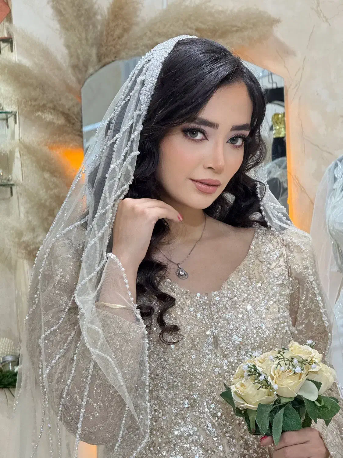 میکاپ و شنیون تخصصی|خدمات آرایشگری و زیبایی|ماهان, |دیوار