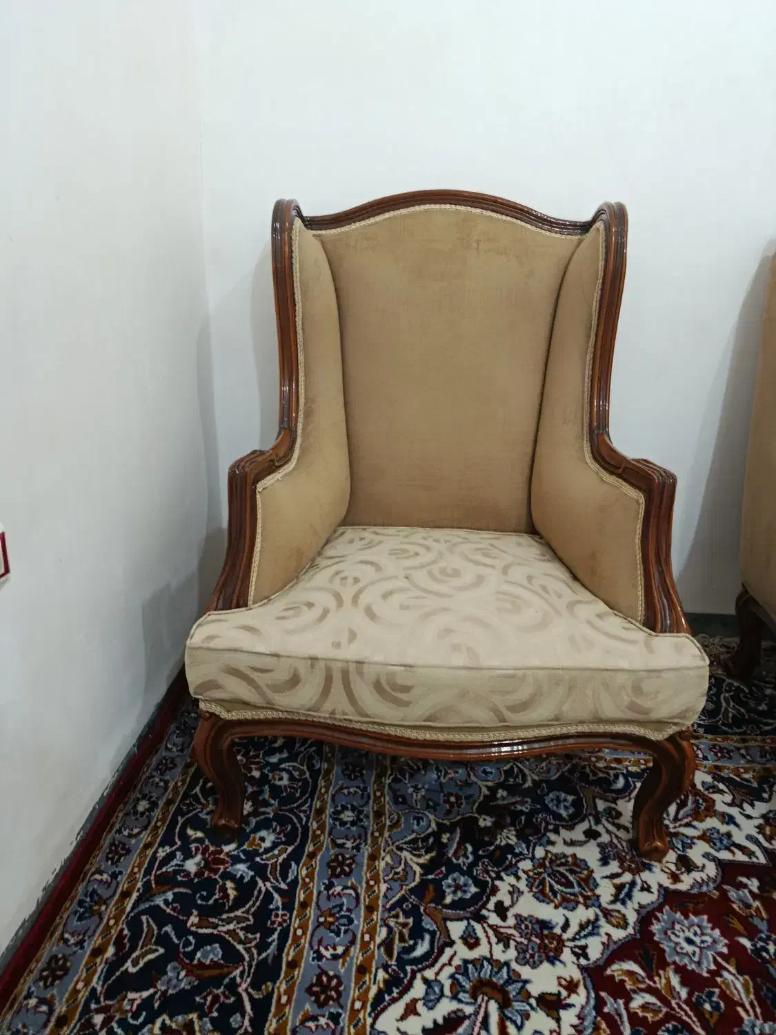 مبل تک نفره چوب راش|مبلمان خانگی و میز عسلی|آبدانان, |دیوار