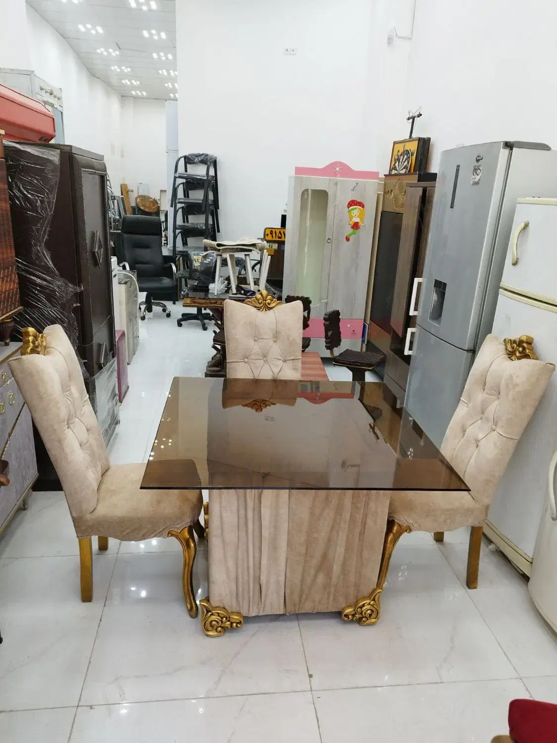 میزنهارخوری|میز و صندلی غذاخوری|شیروان (خراسان), |دیوار