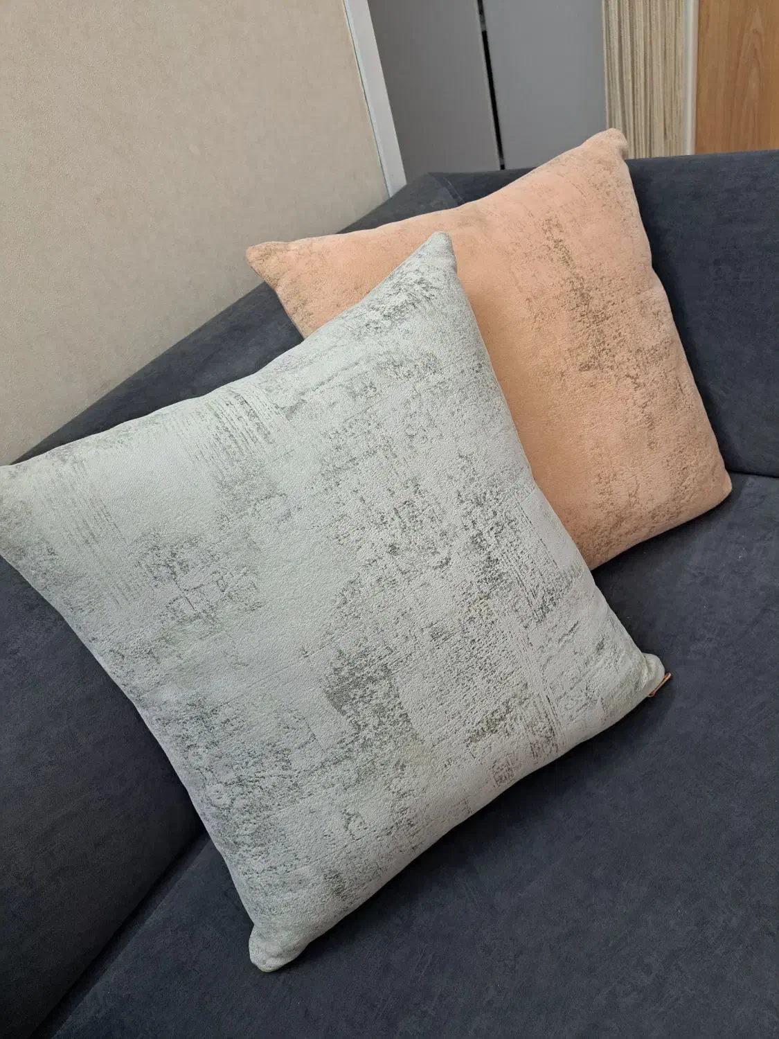 ۴ عدد کوسن شیک|مبلمان خانگی و میز عسلی|قم, پردیسان|دیوار