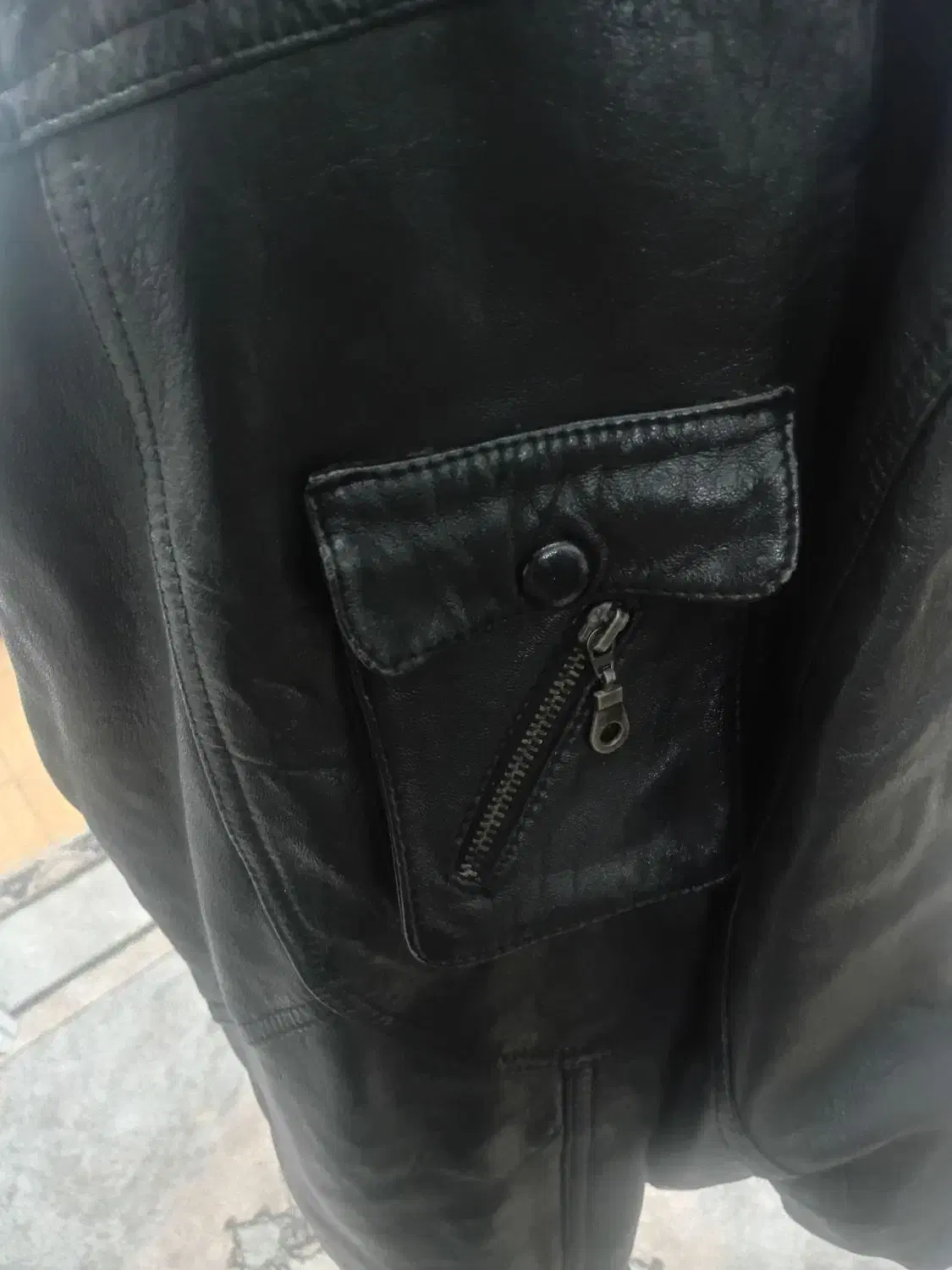 کاپشن  خلبانی اصل|لباس|رشت, دیلمان|دیوار