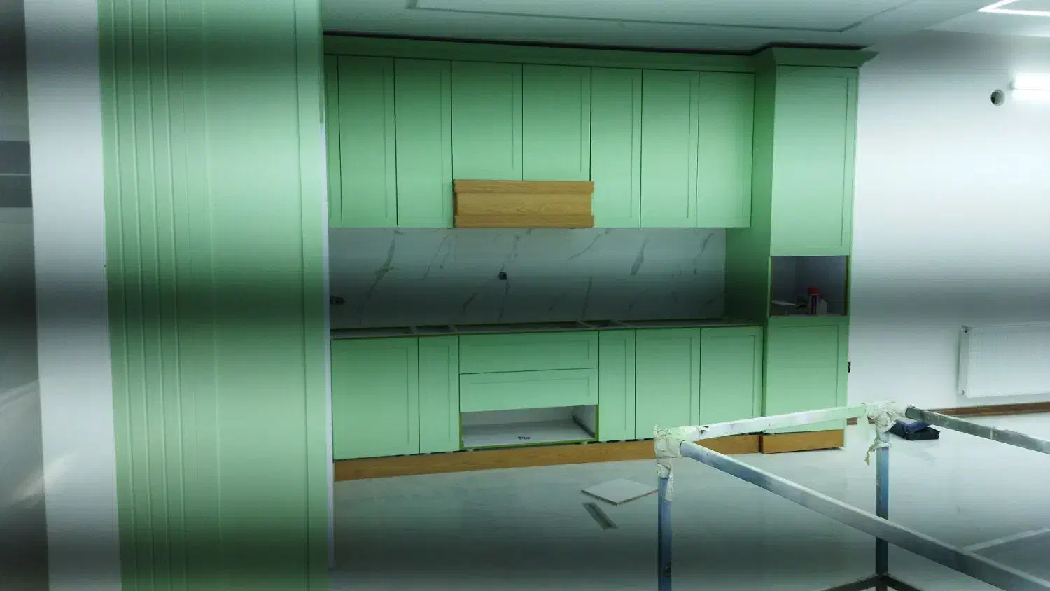 رنگ آمیزی انواع پولیستر پلی اورتان ایرانی و خارجی|خدمات پیشه و مهارت|مشهد, آزادشهر|دیوار