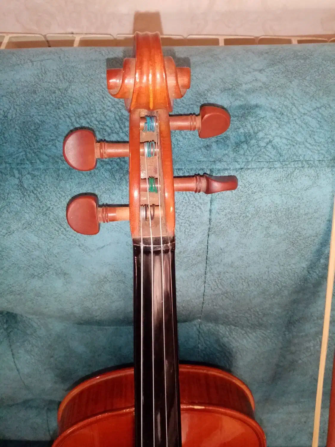 ویولن 4/4 STARSAN|ویولن|رشت, سعدی (تختی)|دیوار