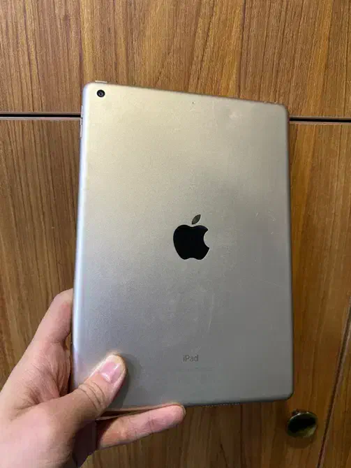 آیپد 5 مدل ۲۰۱۷|تبلت|تهران, میرداماد|دیوار