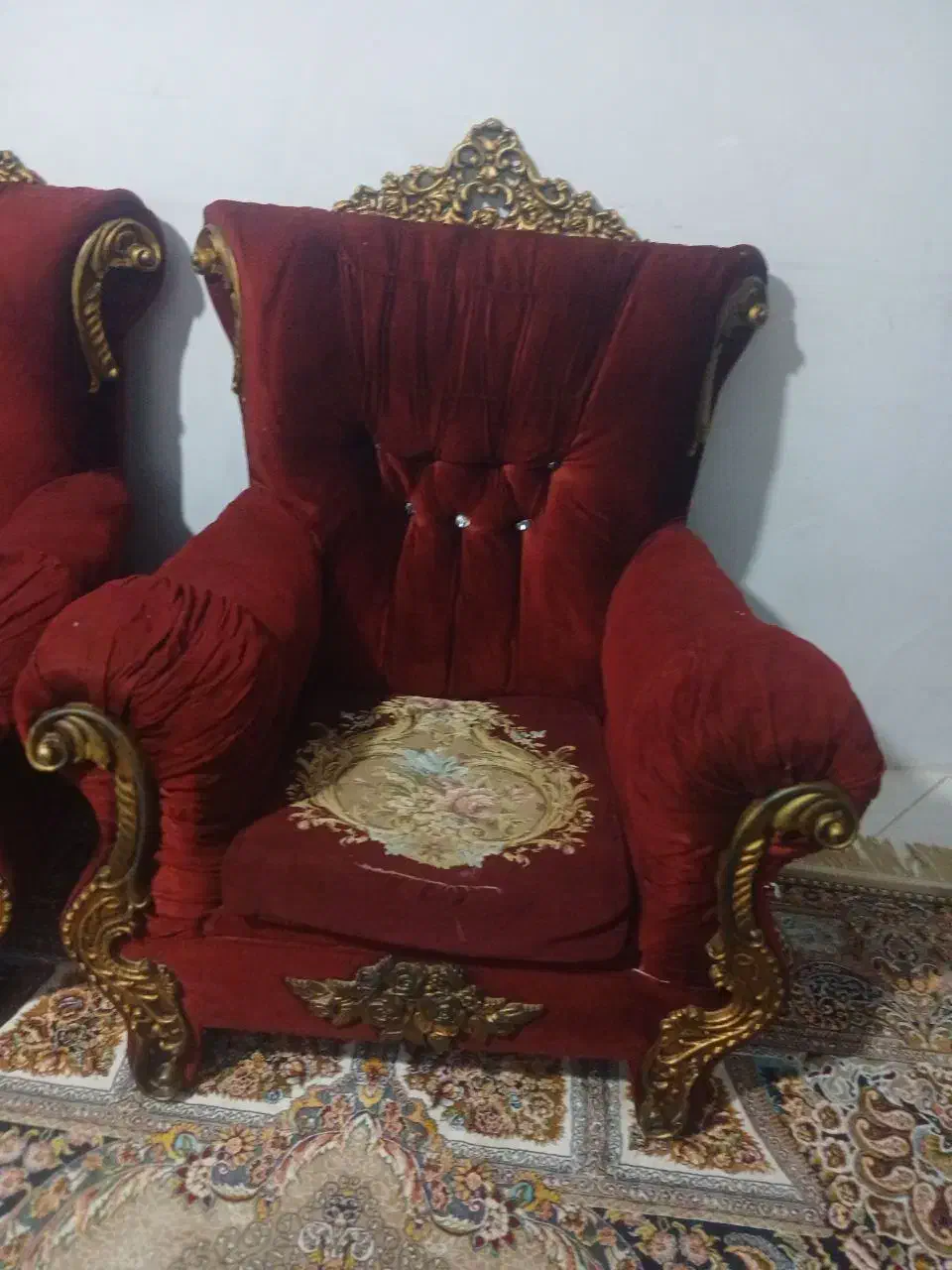 مبل 7نفره|مبلمان خانگی و میز عسلی|گلبهار, شهر جدید گلبهار|دیوار