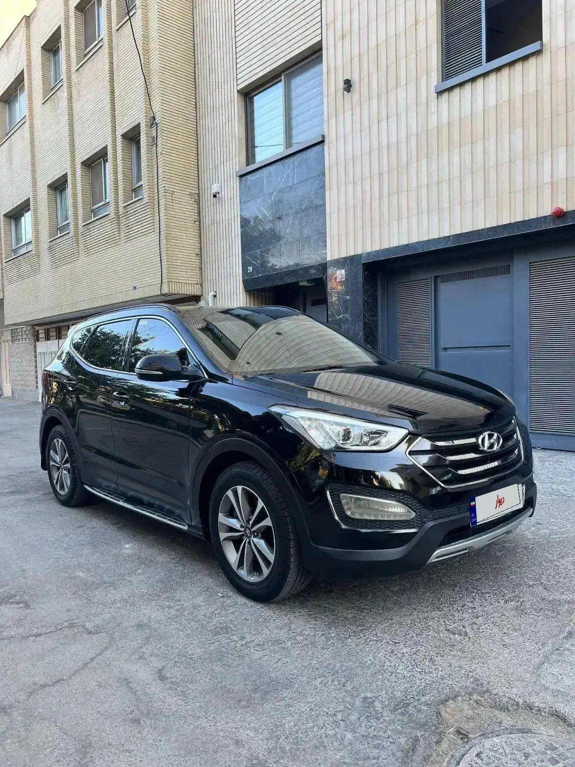 هیوندای سانتافه مدل2015دو دیفرانسیل بدون رنگ خانگی|خودرو سواری و وانت|اصفهان, بهاران|دیوار