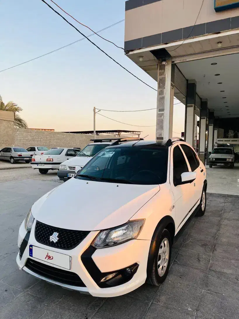 کوییک ار اس سفید مشکی|خودرو سواری و وانت|برازجان, |دیوار