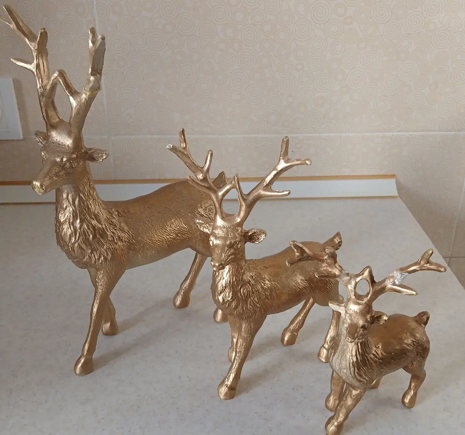 گل مصنوعی ولوازم دکوری|صنایع دستی و سایر لوازم تزئینی|رودهن, |دیوار