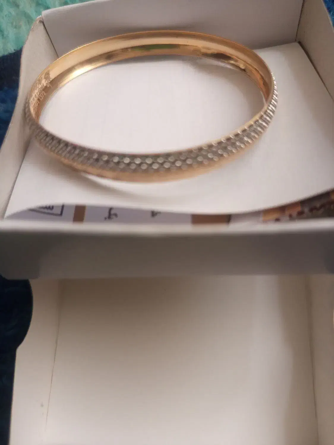 النگو طلا در حد|جواهرات|چهارباغ, |دیوار