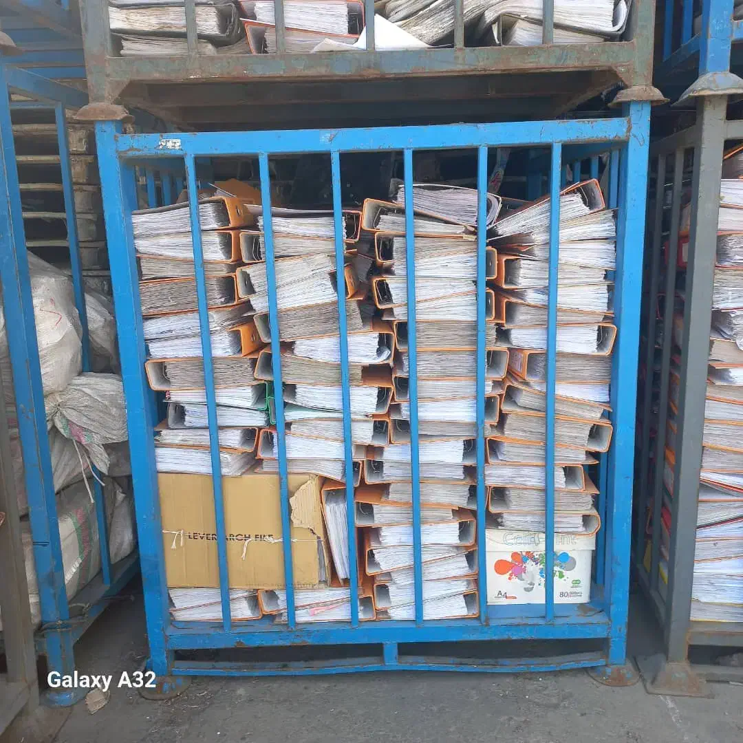 کاغذ باطله مجله کتاب آهن آلات|عمده‌فروشی|تهران, بلوار کشاورز|دیوار