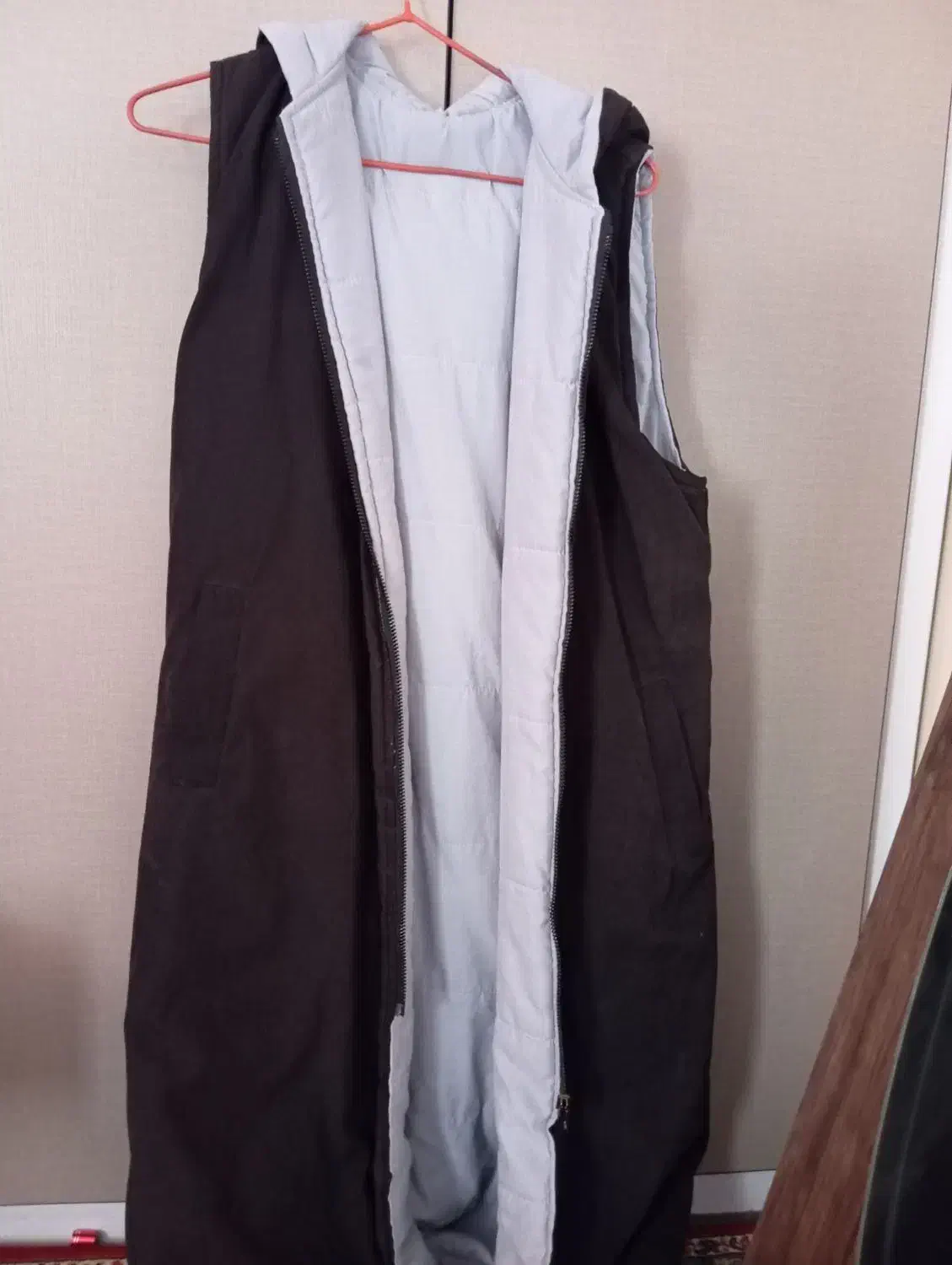 پافر دو رویه|لباس|شهریار, شهریار|دیوار