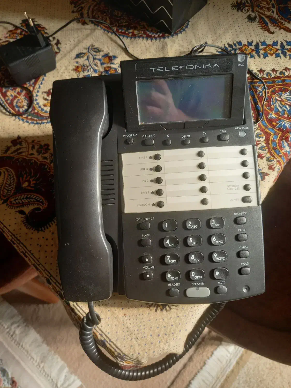 یک دستگاه تلفن نیکا مختص ادارات یا کارخانه ها|تلفن رومیزی|دامغان, |دیوار