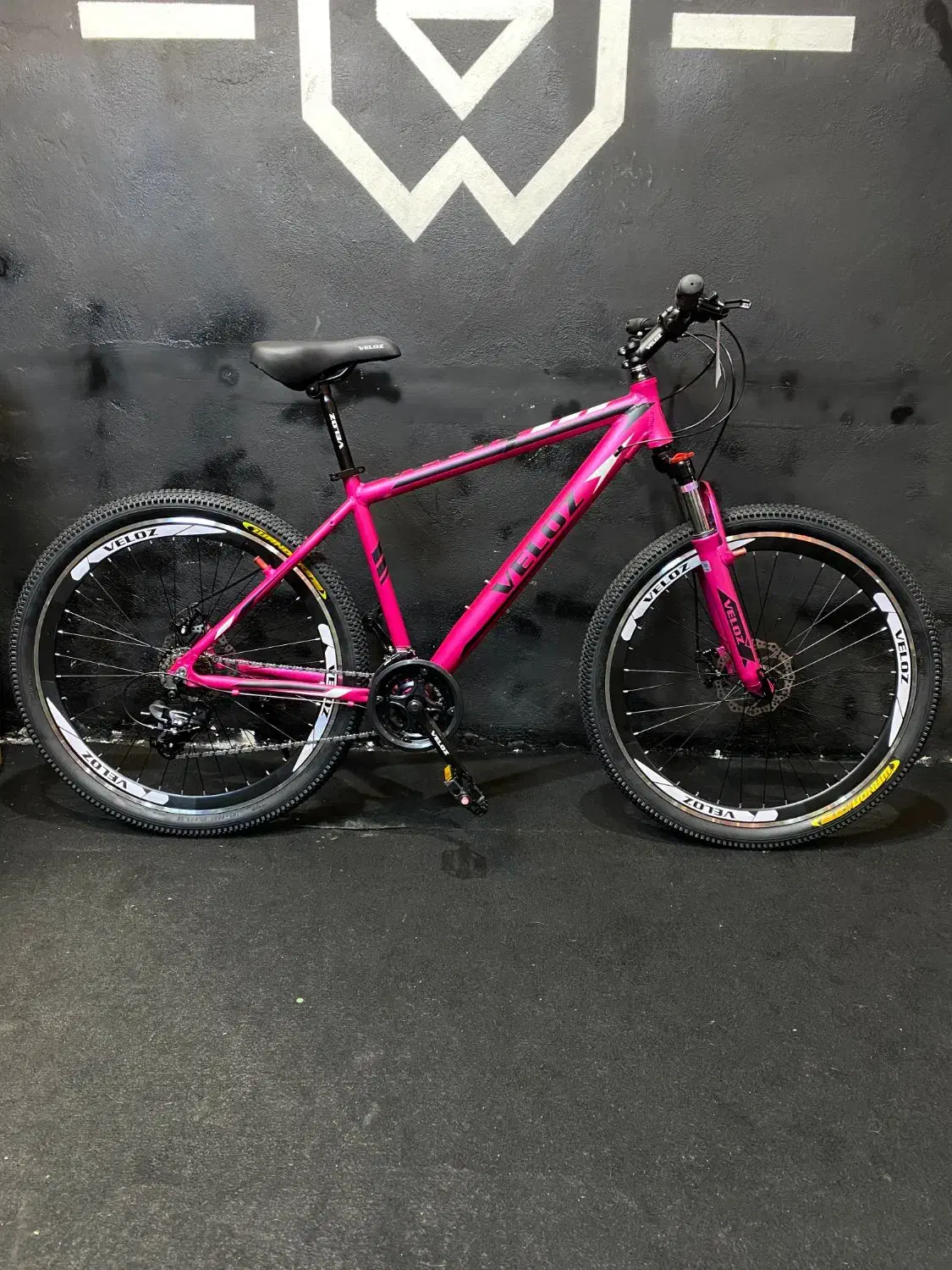 دوچرخه سایز ۲۷/۵ آلومینیم ولوز شیمانو ۲۴ دنده دیسک|دوچرخه، اسکیت، اسکوتر|رشت, باهنر|دیوار