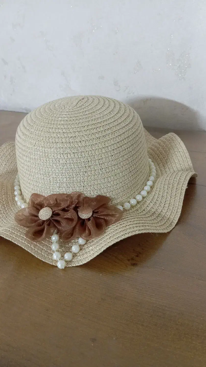 کلاه|لباس|اصفهان, شاهد|دیوار