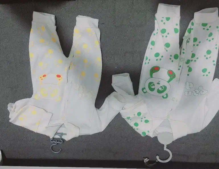 لوازم دوقلو دختر|اسباب و اثاث بچه|بیرجند, |دیوار