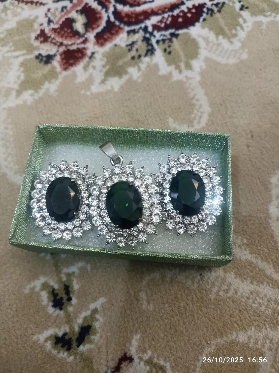 نیم ست مجلسی گوشواره و گردنبند|بدلیجات|گرگان, |دیوار