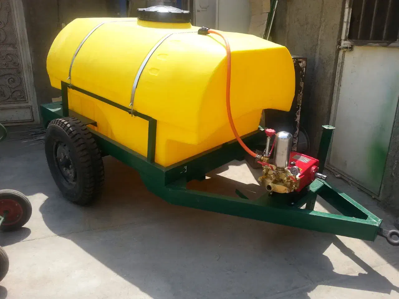 انواع مخزن های سمپاش|خدمات باغبانی و درختکاری|آق قلا, |دیوار