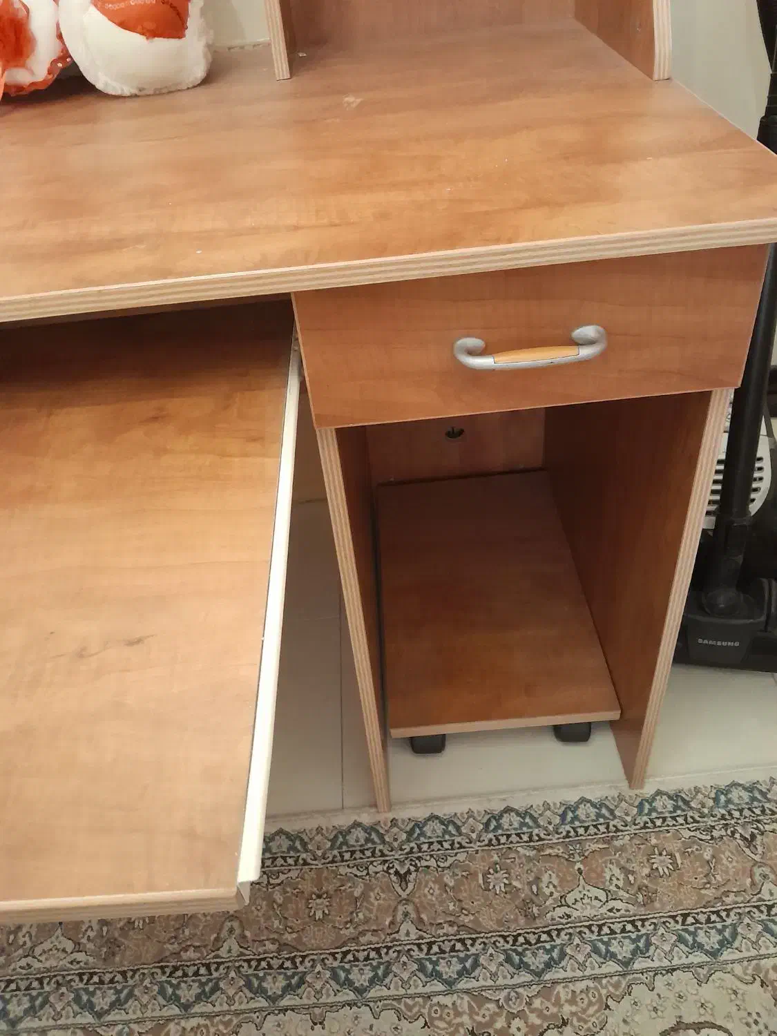 میز کامپیوتر|میز تحریر و کامپیوتر|رودهن, |دیوار