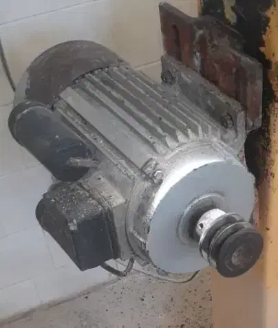 برق ساختمان.. برق صنعتی.. لکتروموتور تکفاز و 3فاز|خدمات پیشه و مهارت|دینور, |دیوار