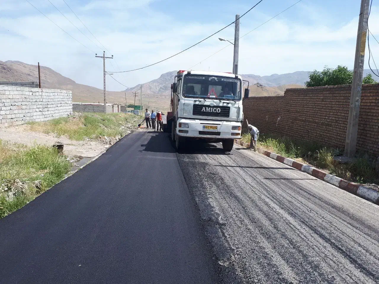 به یک نفر سرکارگر مهندس عمران  جهت زیر سازی یک ماه|استخدام معماری، عمران و ساختمانی|مرند, |دیوار