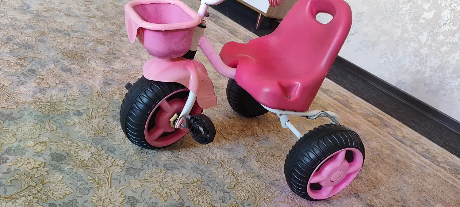 سه چرخه بسیار تمیز|اسباب و اثاث بچه|دوگنبدان, |دیوار