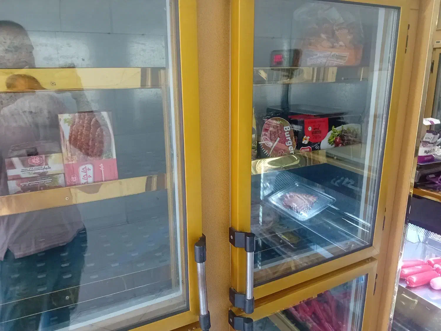 لوازم صفرتاصد کامل یک قصابی یکجا بفروش می‌رسد|فروشگاه و مغازه|مشهد, نوید|دیوار